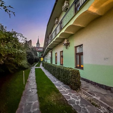 President Apartment City Center Kosice Kovacska Екстер'єр фото