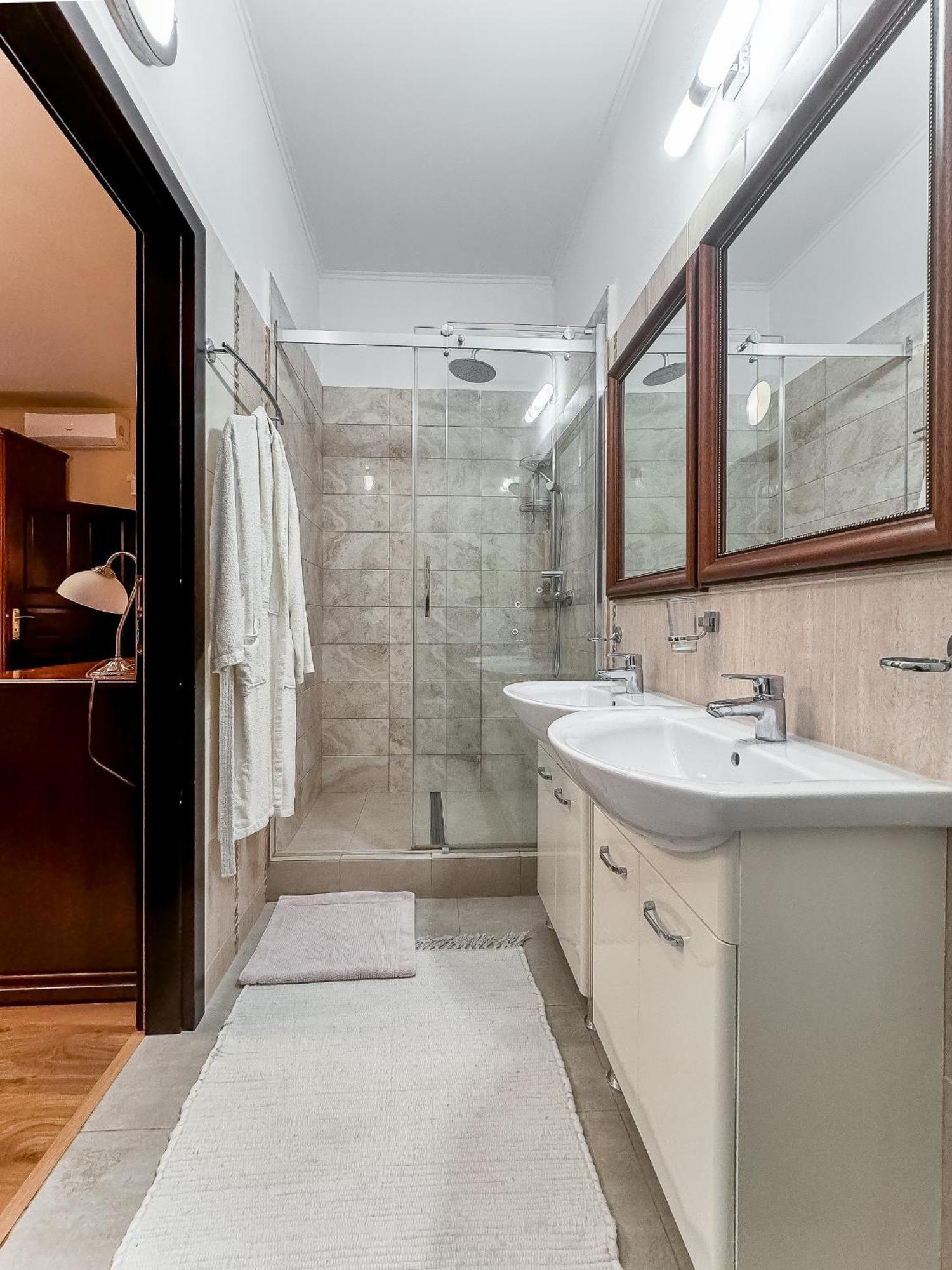 President Apartment City Center Kosice Kovacska Екстер'єр фото